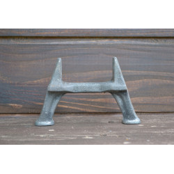 Pieds de radiateur en fonte – OZ107