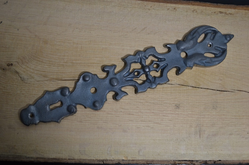 OZ111 - Bouclier long pour serrure